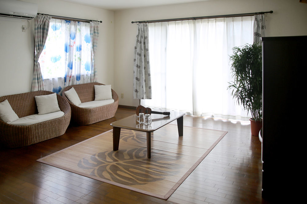 Guest House Diamond Yomitan Exteriér fotografie