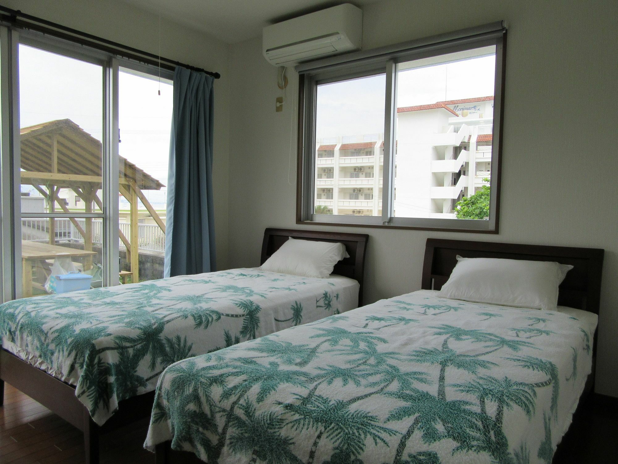 Guest House Diamond Yomitan Exteriér fotografie
